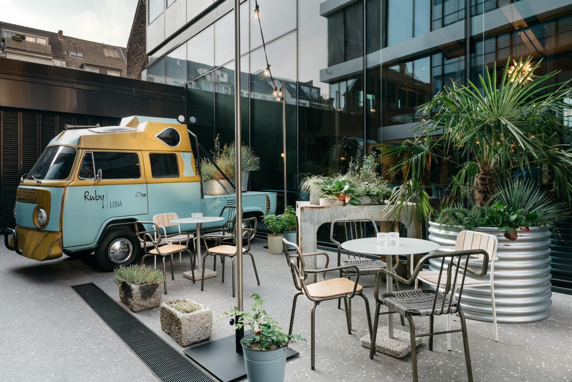 Ruby Luna Hotel Dusseldorf By Ihg — Photos 2